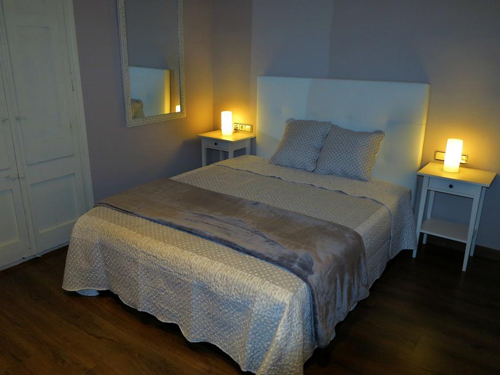 אולות Apartment Sant Francesc מראה חיצוני תמונה